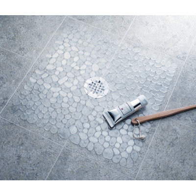 Pebblz Plastic / Acrylic Non-Slip Shower Mat