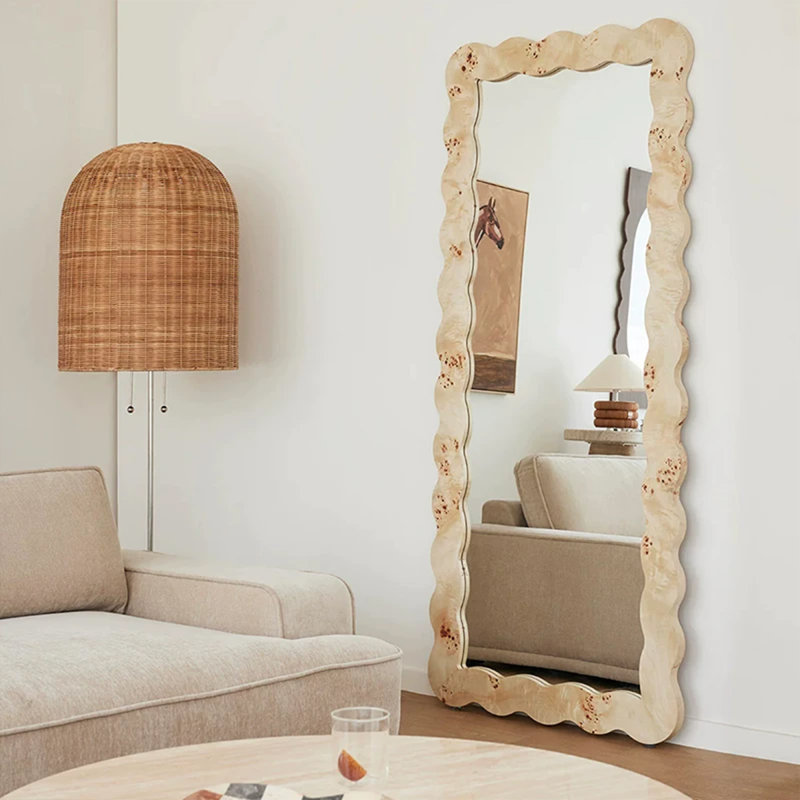 Miroirs pleine grandeur en bois manufacturé de forme libre, H 66,93 po x l 27,56 po