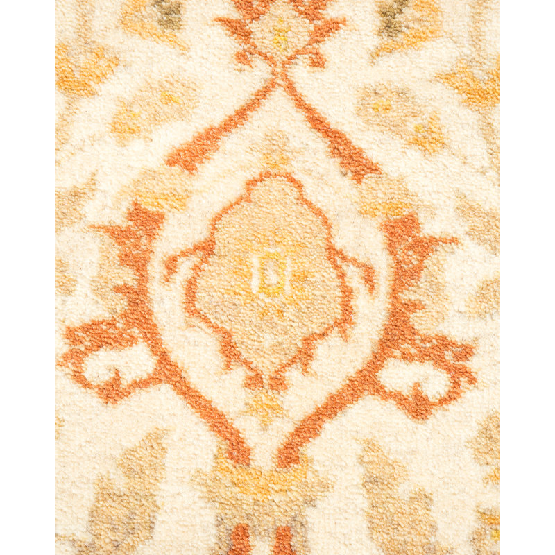Classic One-of-a-Kind 4'5" x 6'3" Hand Knotted Area Rug
