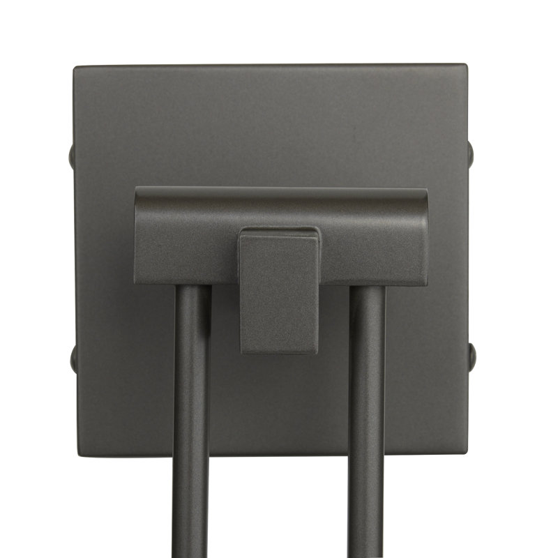 Everest - Light Outdoor Wall Lantern