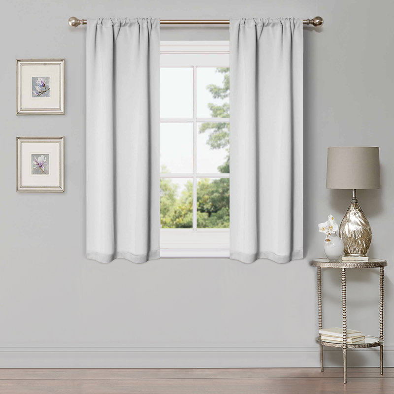 Paire de rideaux obscurcissant avec œillets Millendon, Guimauve, L 26 po x L 63 po
