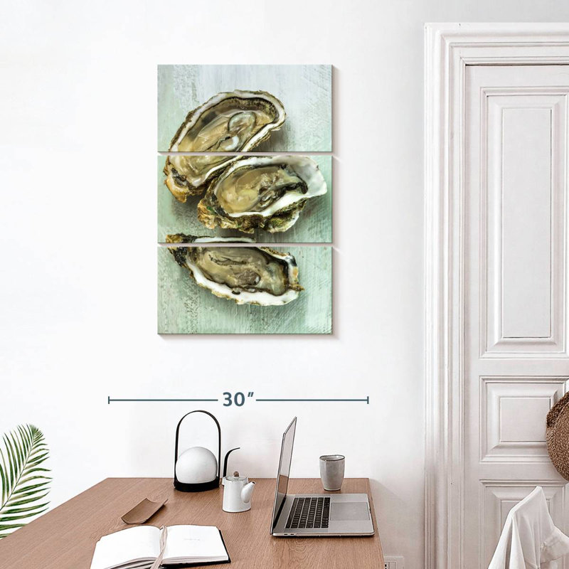 Brampt Oyster Shell, 32" H x 20" W