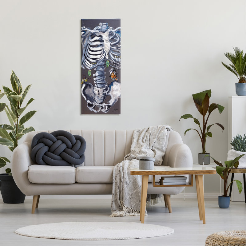 «Spooky Skeleton Crawling Insectes Bugs» par Stacy Gresell - peinture sur toile tendue, H 40 po x l 17 po x P 1,5 po