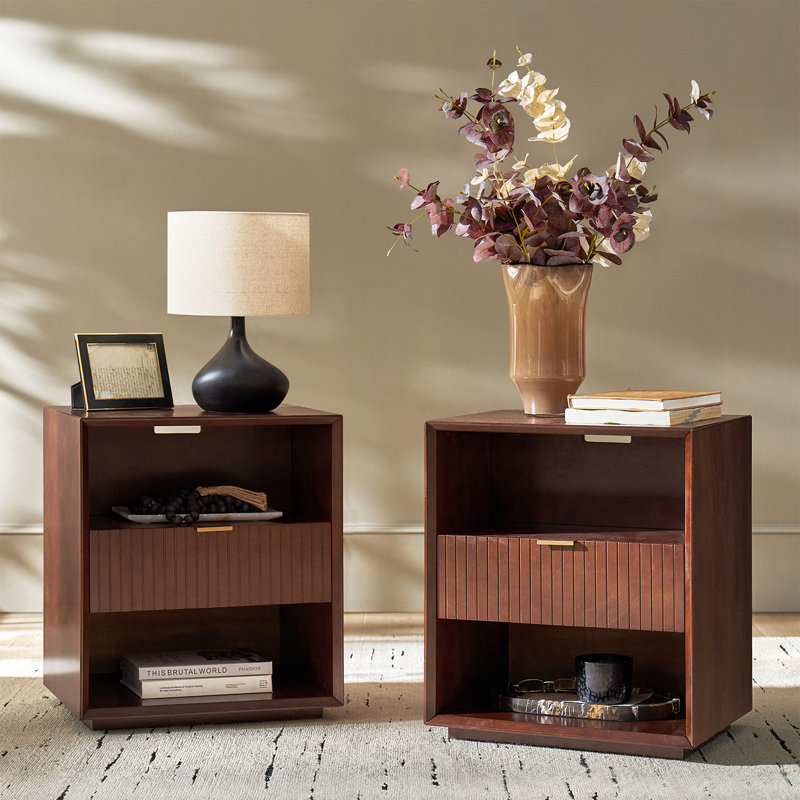 Ensemble de 2 tables de bout avec tiroir Guille Mid-Century, Noyer