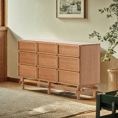 Buffet minimaliste de style japonais