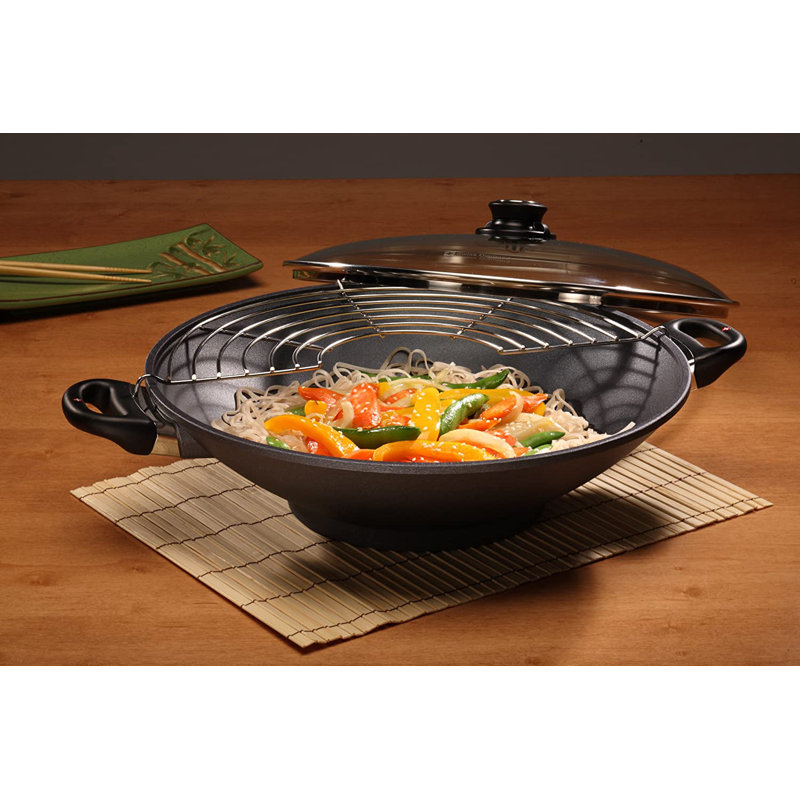 Swiss Diamond 14" Induction Non-Stick Alumimum Wok with Lid