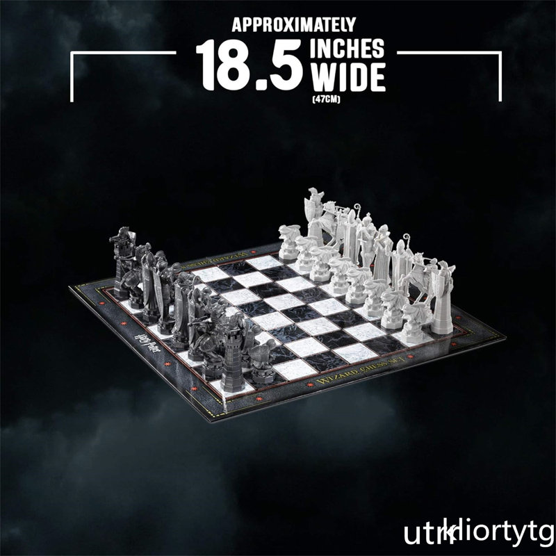 Harry Potter Wizard Chess Set with Black and White Square Board
