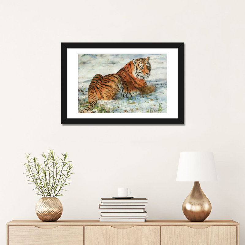 «Tiger in Snow», impression sur toile, H 16 po x l 24 po x P 1 po, Papier d'art encadré noir, Blanc
