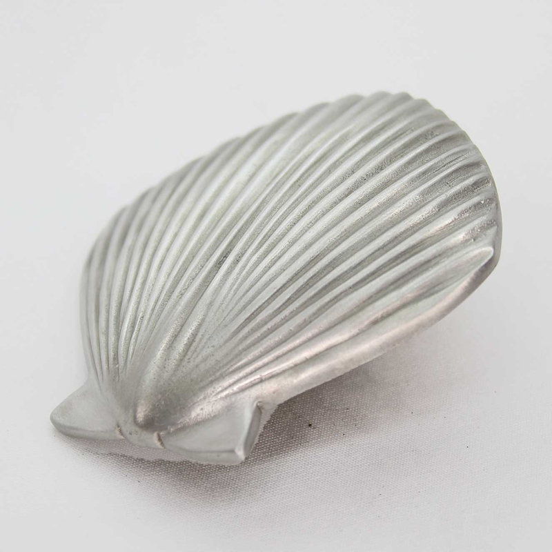 1 1/2" Seashell Knob, 2.5" L x 2.5" W, 1, Brushed Nickel
