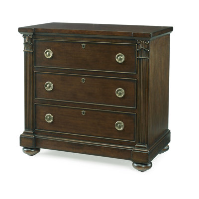 Chelsea Club 3 - Drawer Nightstand