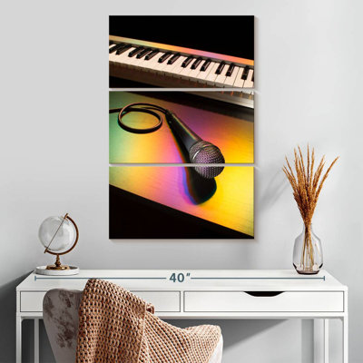 Abarca Microphone And Piano