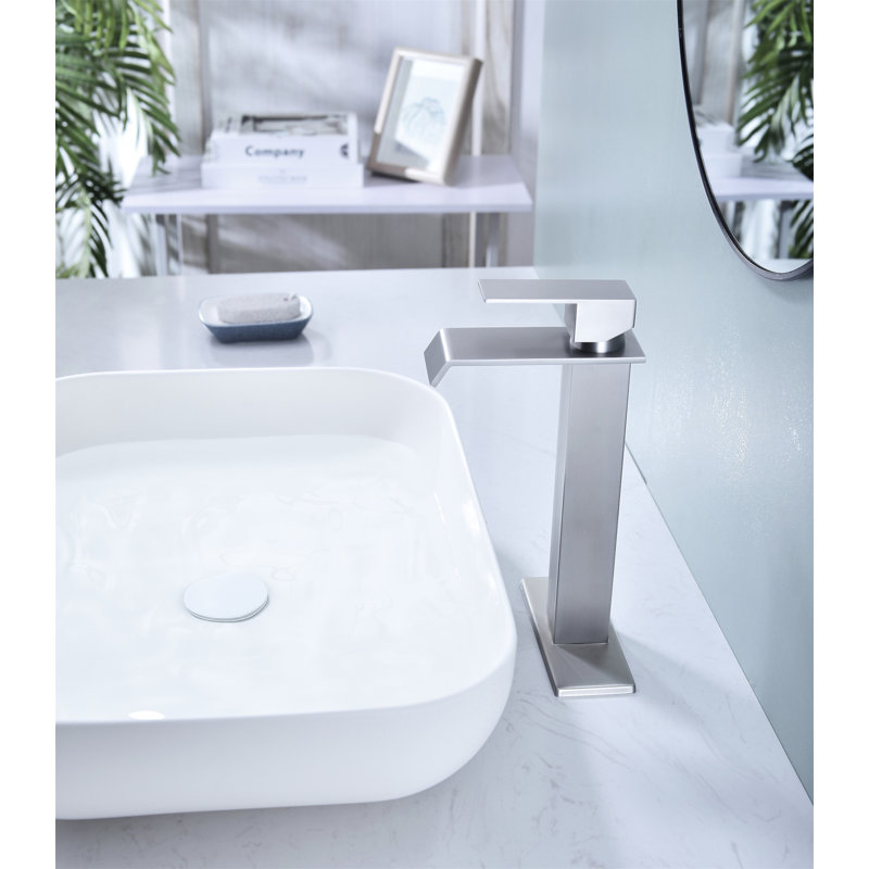 Robinet de lavabo de salle de bain à poignée simple avec bonde escamotable Waterfall, Nickel brossé