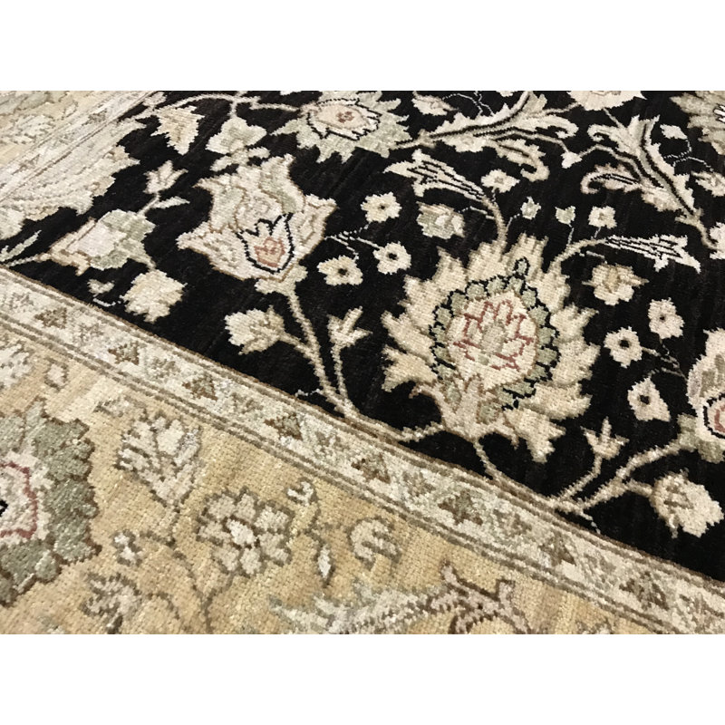 Sultanabad Wool Oriental Area Rug in Black/Beige, Rectangle 6'1" x 8'6"