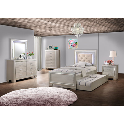 Toth Configurable Bedroom Set
