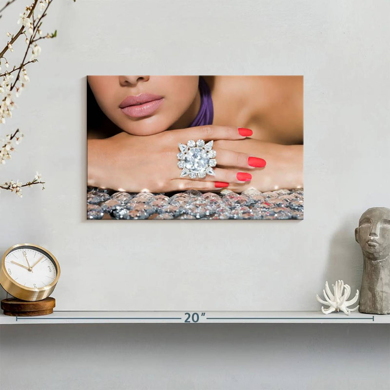 Shuttleworth High Fashion Diamond, 8" H x 12" W