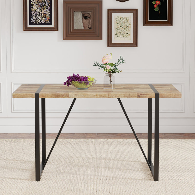 Table de salle à manger rectangulaire avec un dessus spécialement texturé et des pieds en métal noir, Brun