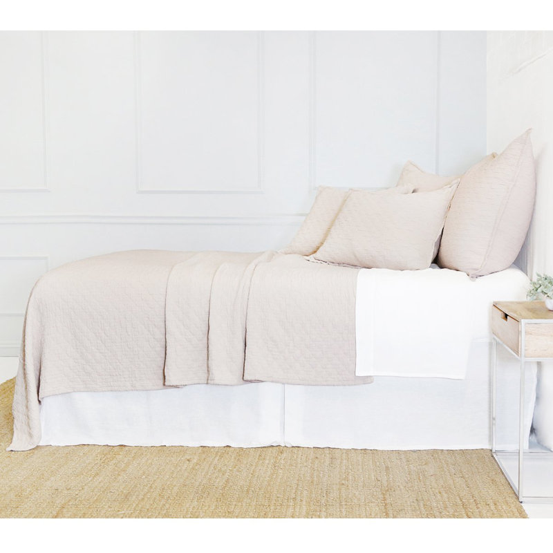 Blush Cotton Twin Matelassé Coverlet with Diamond Pattern
