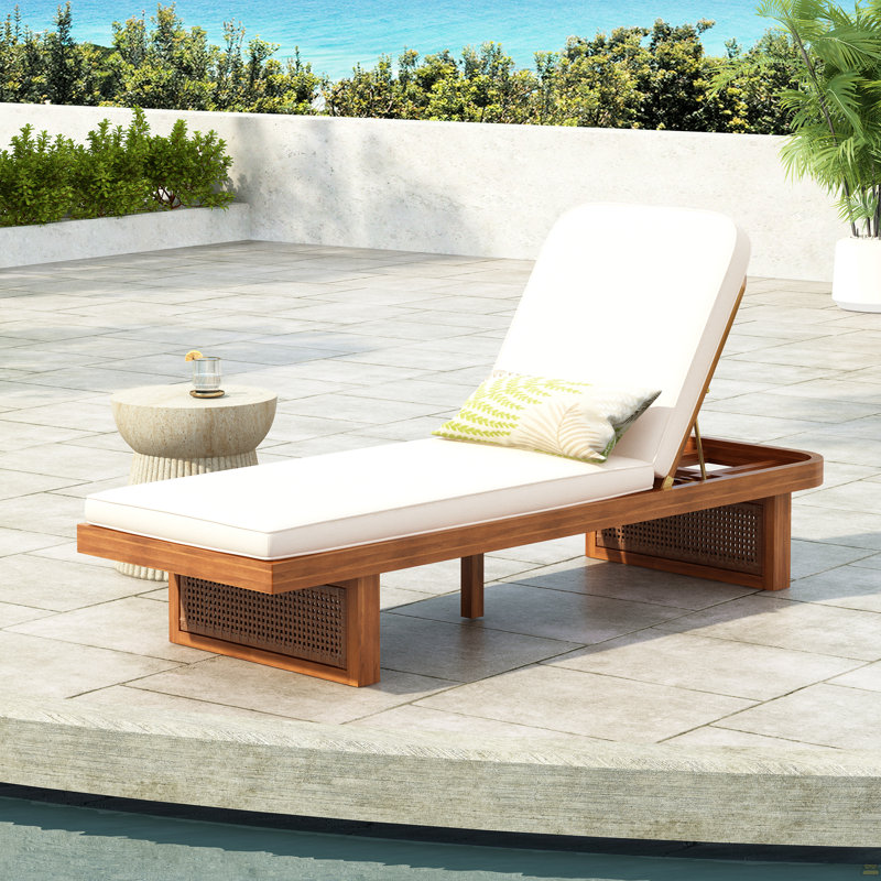 Outdoor Lounge Chair, 1