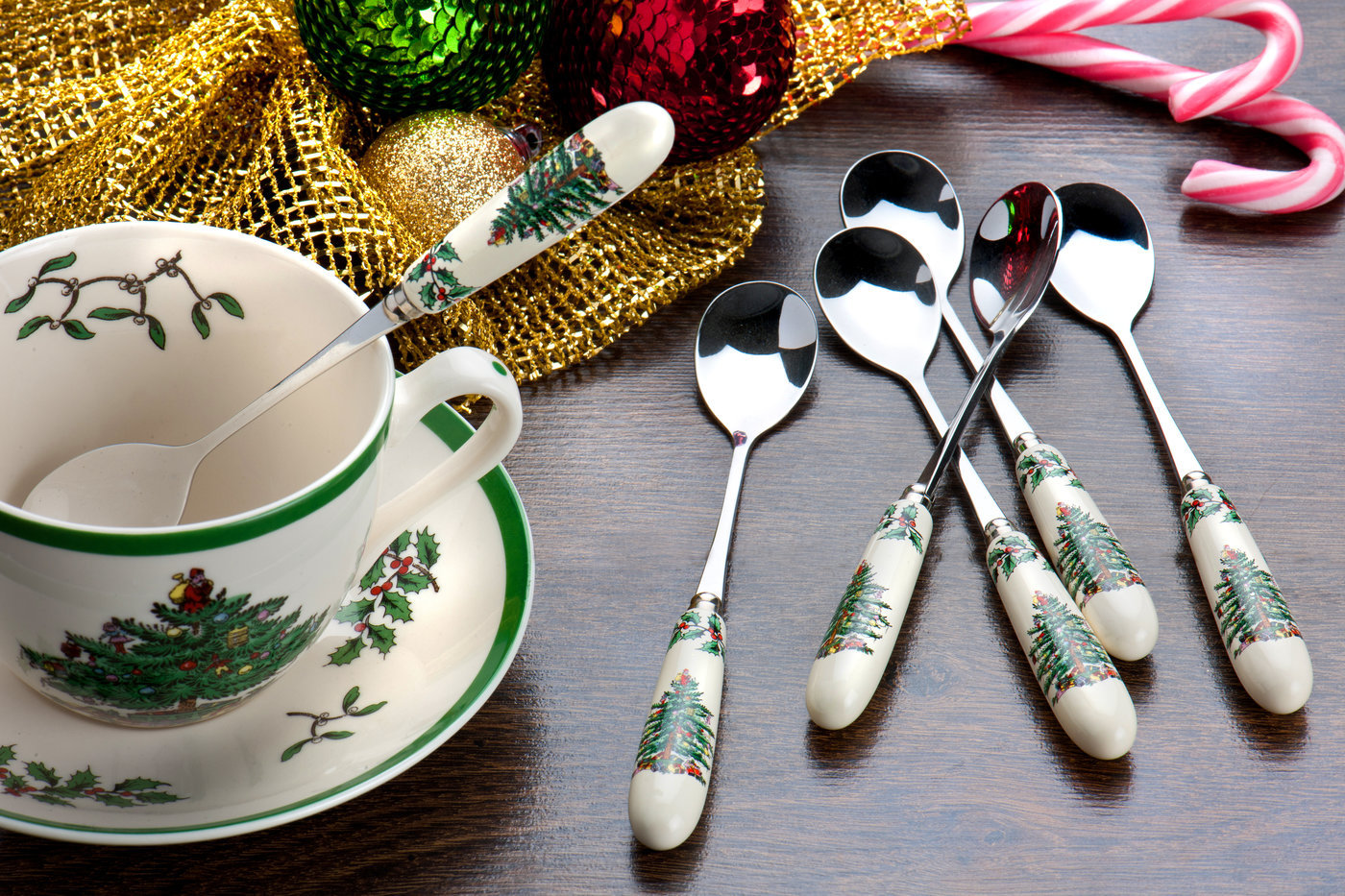 Spode Christmas Tree Teaspoons 6