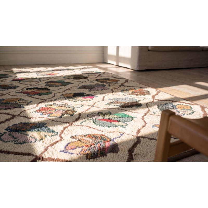 Antique American Hooked Rug America Ivory 1920s