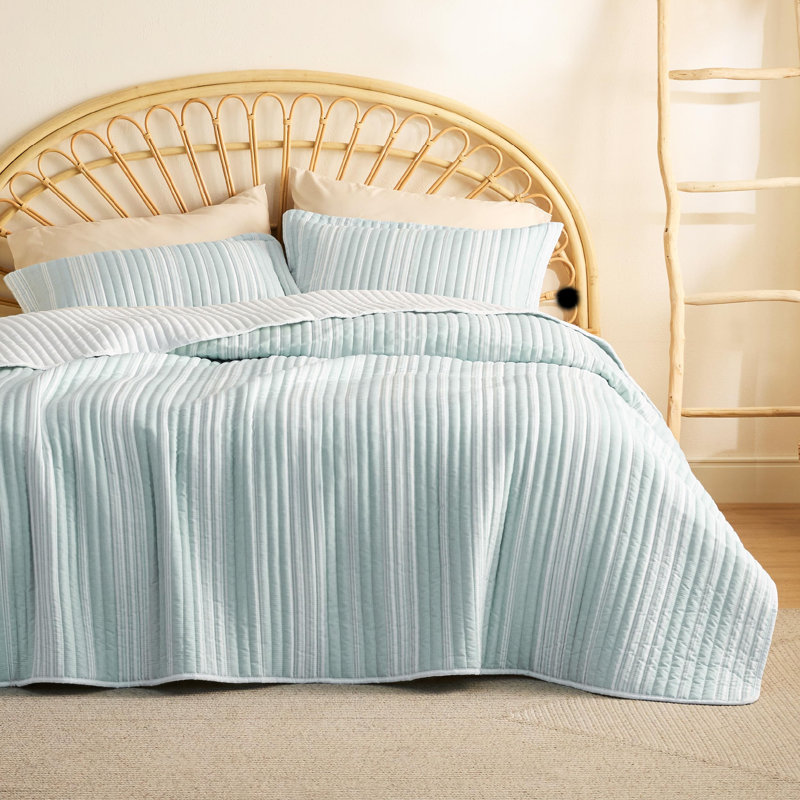 Quilt Set  - Reversible Mint Botanical Quilt Bedding Sets,85gsm, Queen Quilt + 2 Standard Shams, Aqua Striped