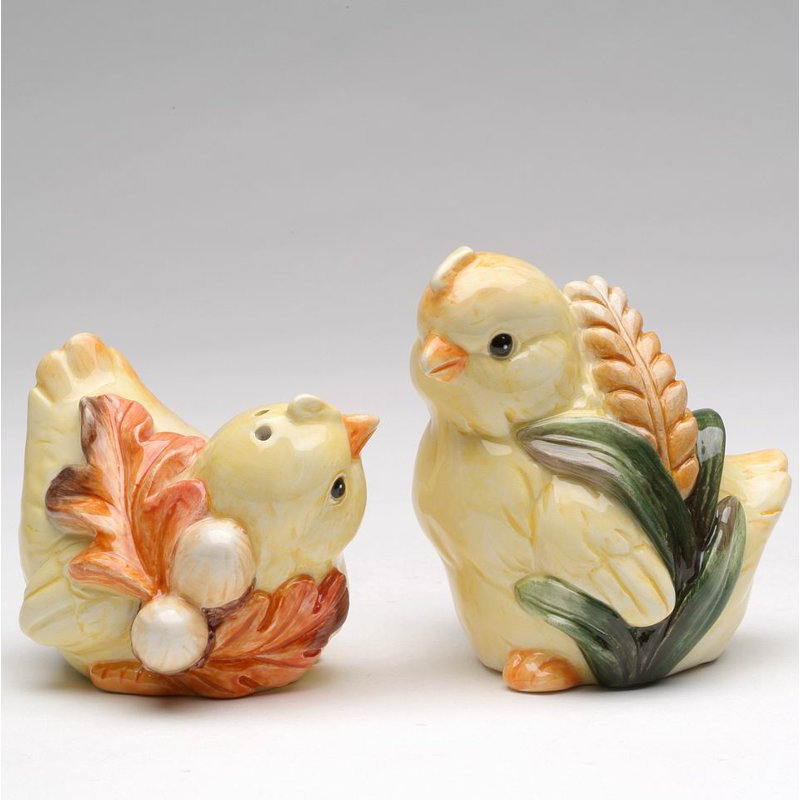 Cosmos Gifts Chicks 2-Piece Salt and Pepper Set