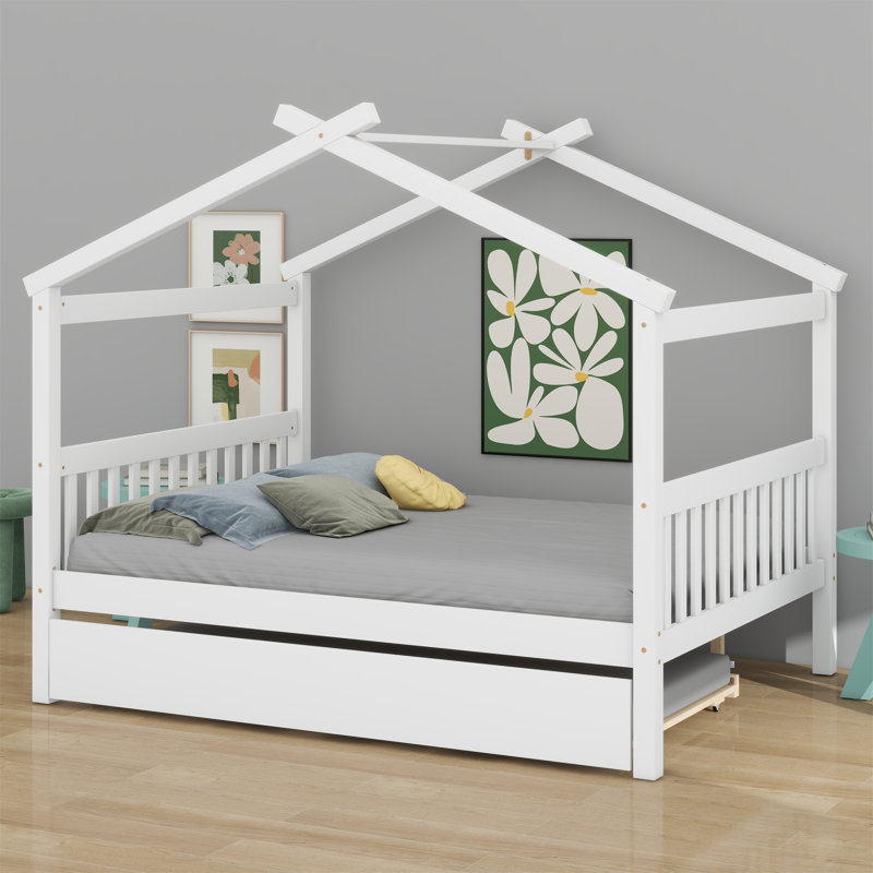 Lit en bois avec couchette