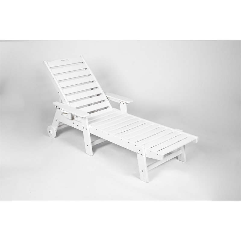Lounge Chair Outdoor With Wood Texture, White