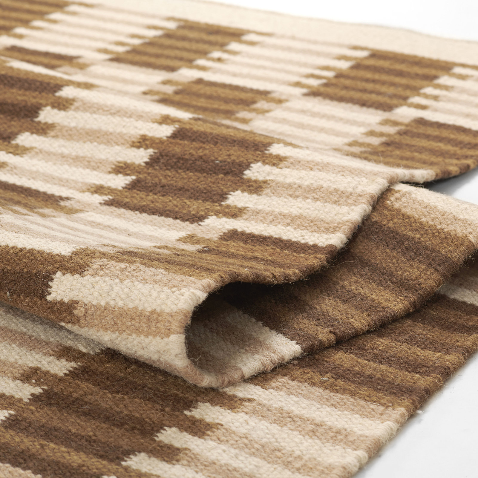 Freya Hand-Woven Checkered Wool Rug, Rectangle 9' x 12'