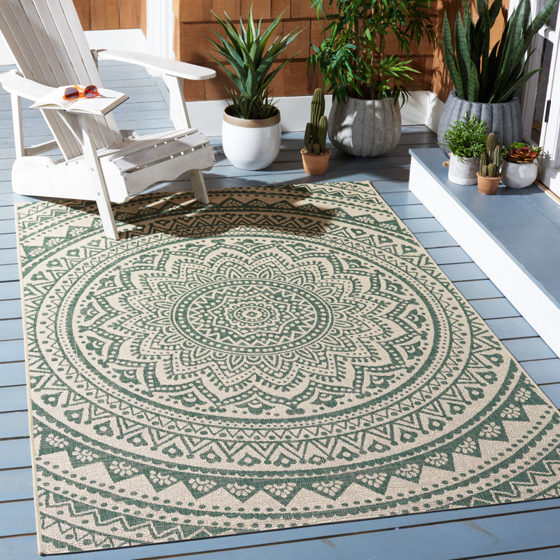 Tapis oriental intérieur / extérieur beige / vert Cervantez, Rectangle 9 pi x 12 pi