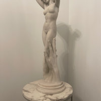 Contemporary Venus Sculpture - KY1379 - Design Toscano