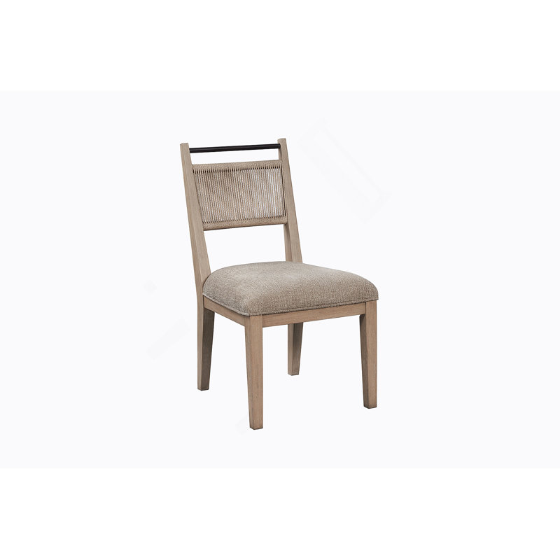 Chaise confortable à dossier en corde avec une finition caramel élégante pour la détente, Brun