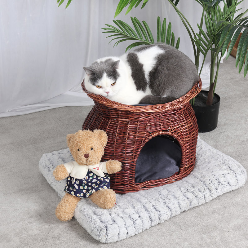 Hillview Elevated Pet Bed, Brown