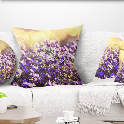Mauve petites fleurs sauvages - coussin à imprimé floral
