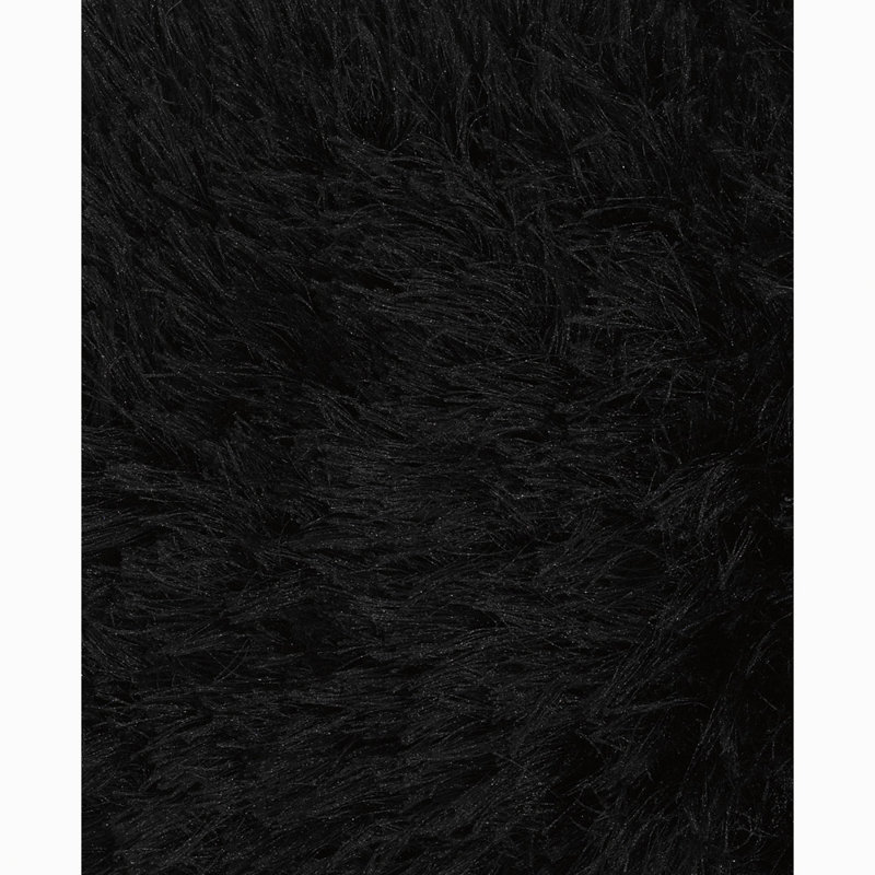 Oyster Area Rug in Black, 5' x 7'6"
