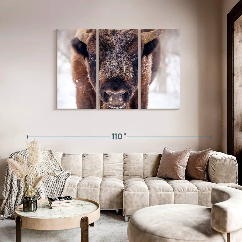 «Frosty Bison», 3 pièces sur toile, H 48 po x l 74 po x P 1,25 po