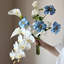 Ornements de fleurs simulées