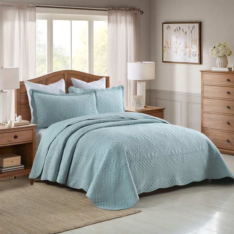 King Medium Green Cotton Quilted Bedspread Set