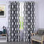 Rideaux obscurcissants et isolants avec œillets et motif géométrique Ginder-318433159-350702224