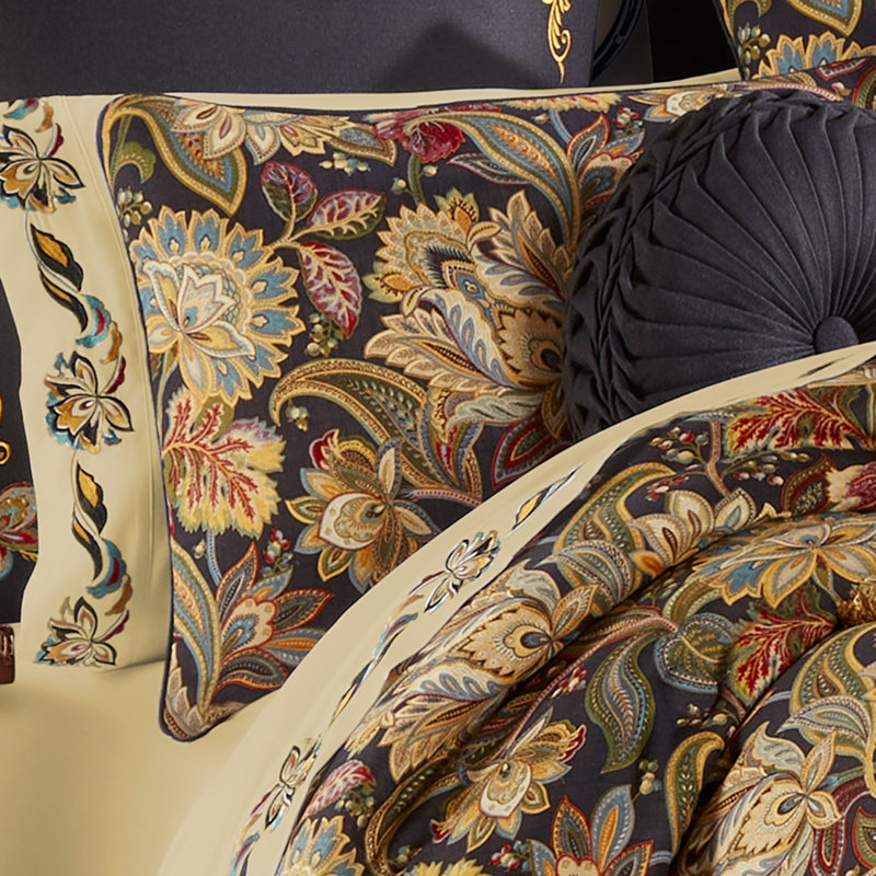 King Black Cotton Reversible Comforter Set with Floral Design