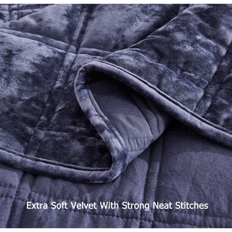 Luxurious King Size Purple Velvet Reversible Quilt Set