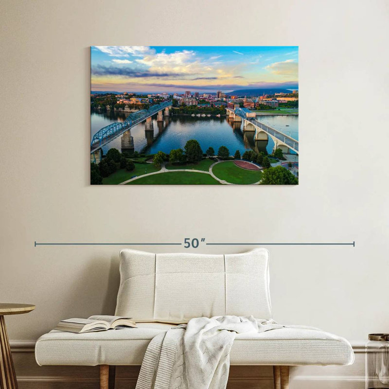Chattanooga Wendt Skyline, 26" H x 39" W