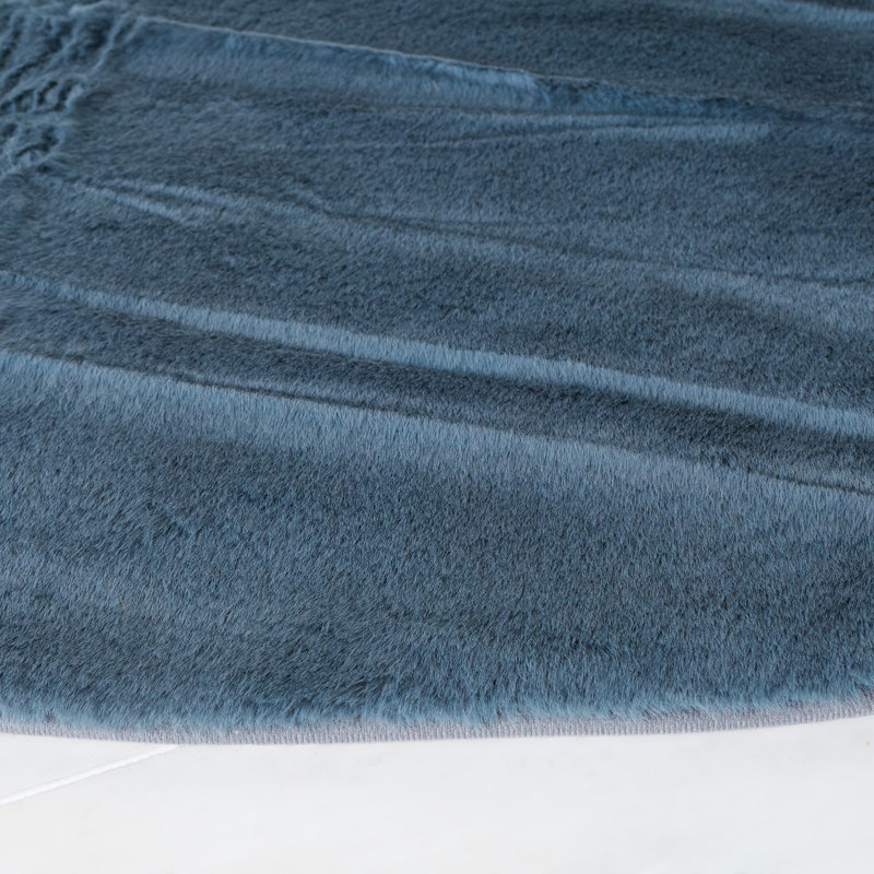 Faux Rabbit Fur Performance Machine Washable Solid Color Rug, Round 6'
