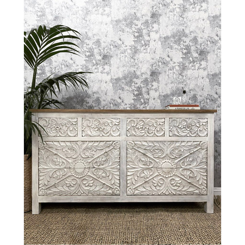 Alfaigh Solid Wood 160cm W 8 - Drawer Chest of Drawers