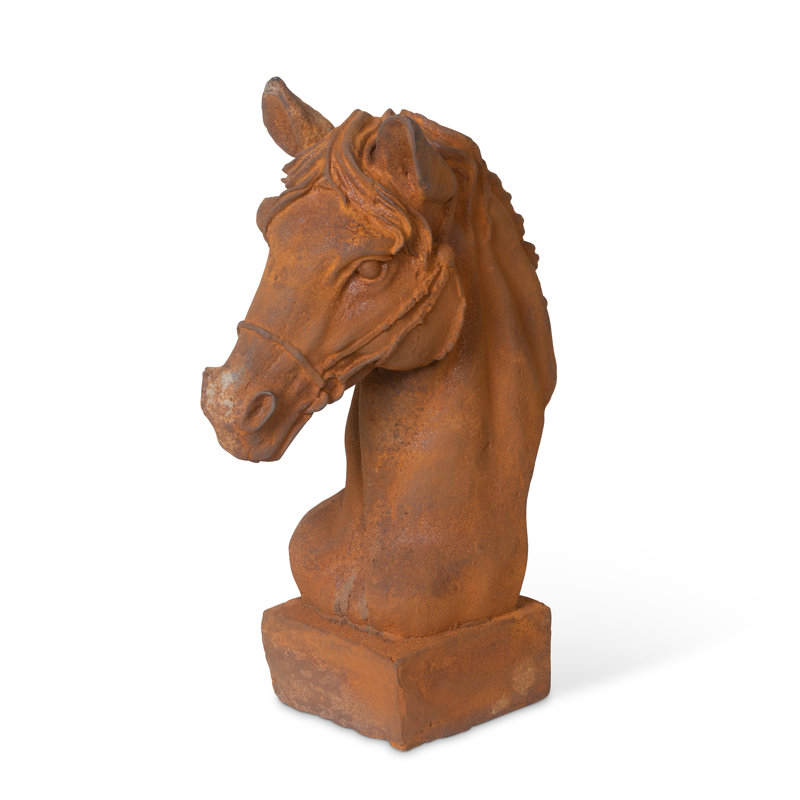 Manoirs, figurines et sculptures