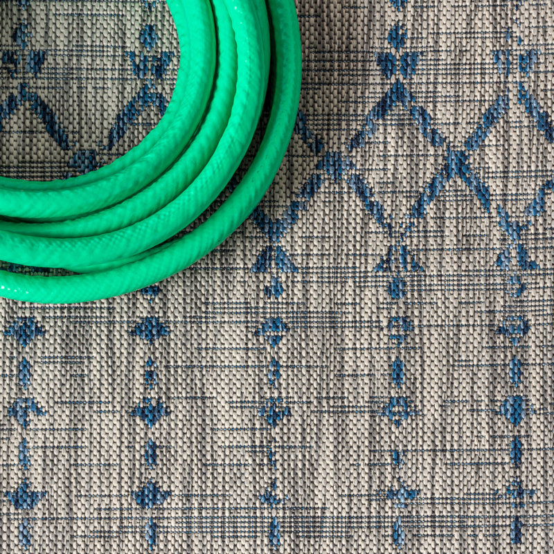 Tapis d'intérieur / extérieur Crompton, Rond 6 pi 7 po, Gris clair / Marine