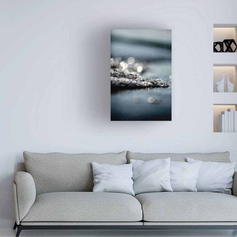 Art sur toile «vagues et paillettes», H 32 po x l 22 po