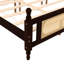 Lit en bois de pin très grand avec tête et pied de lit en rotin, avec plateforme de lit central amélioré, espresso