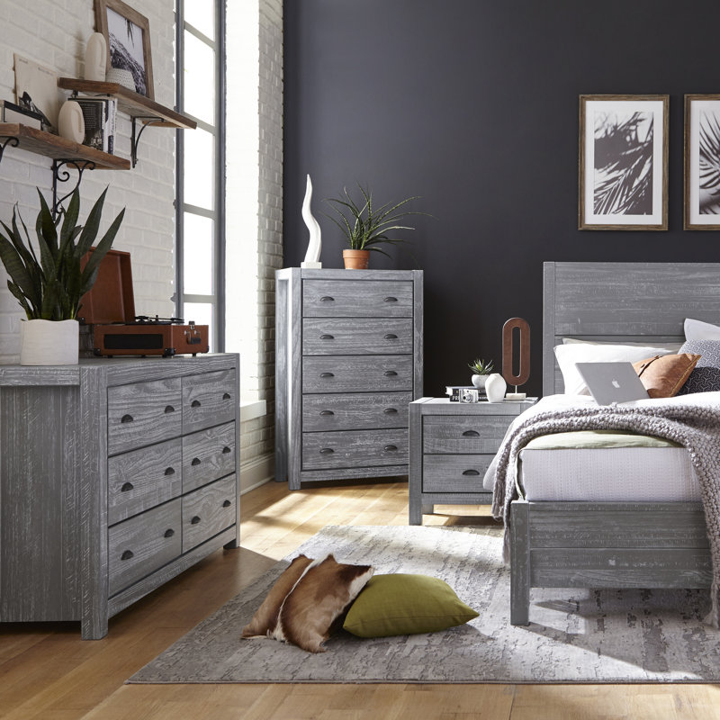 Montauk Bedroom Set, Rustic Gray, Queen, 4 Pcs: Bed, 2 Nightstands, Dresser