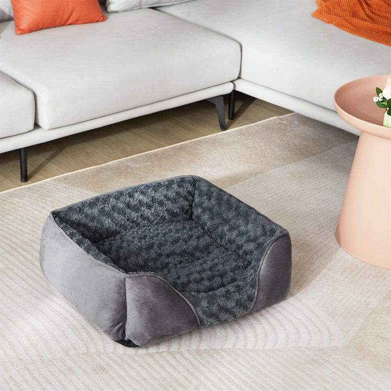 Gordonsville Pet Bed, 23cm H x 76cm W x 61cm D